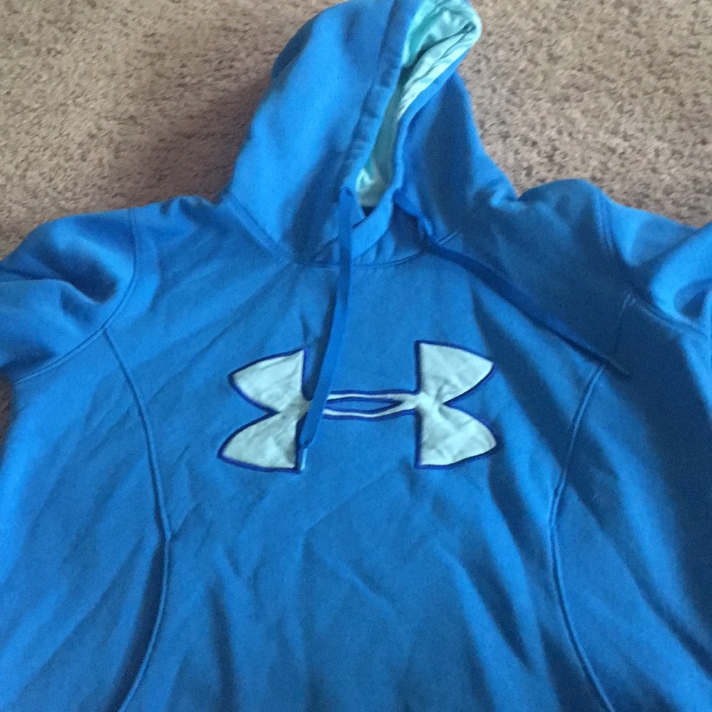 Underarmor hoodie